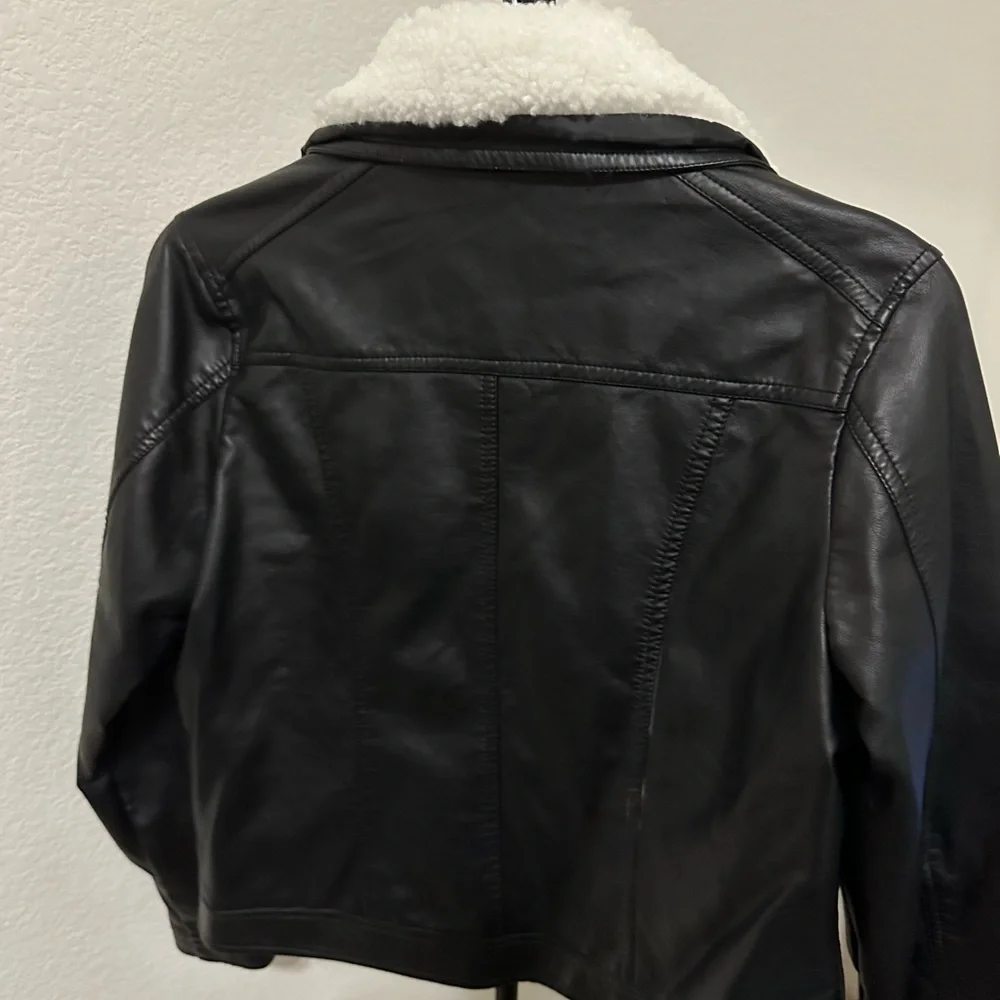 Nice black Jou Jou jacket with removable fuzzy collar XXL - Picture 4 of 9